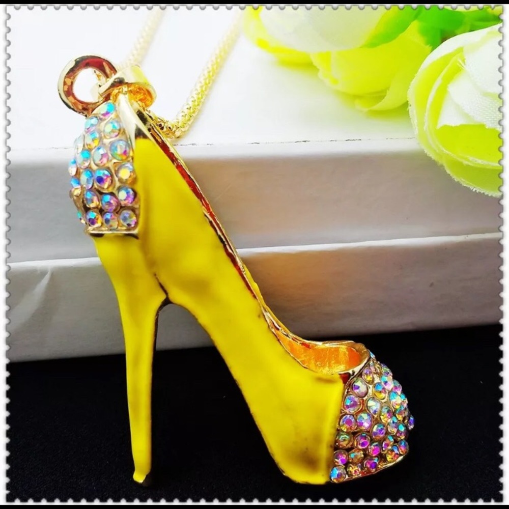 NWT Yellow Heels